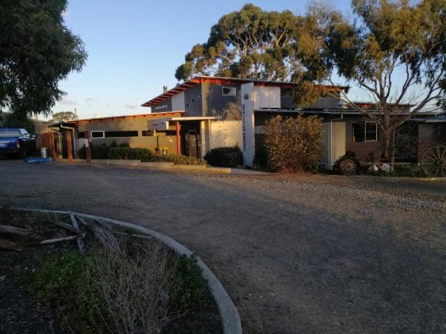 Swansea Backpackers Hostel Exterior photo